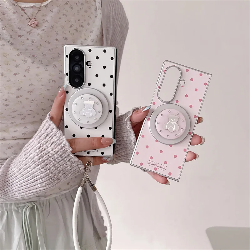 Dot-patterned bear magnetic stand Phone Case For Samsung Galaxy Z Fold 7 6 5 Z Fold6 Fold7 Fold5 Cover with Ring Cute Cases Wome
Dot-patterned bear magnetic stand Phone Case For Samsung Galaxy Z Fold 7 6 5 Z Fold6 Fold7 Fold5 Cover with Ring Cute Cases Wome