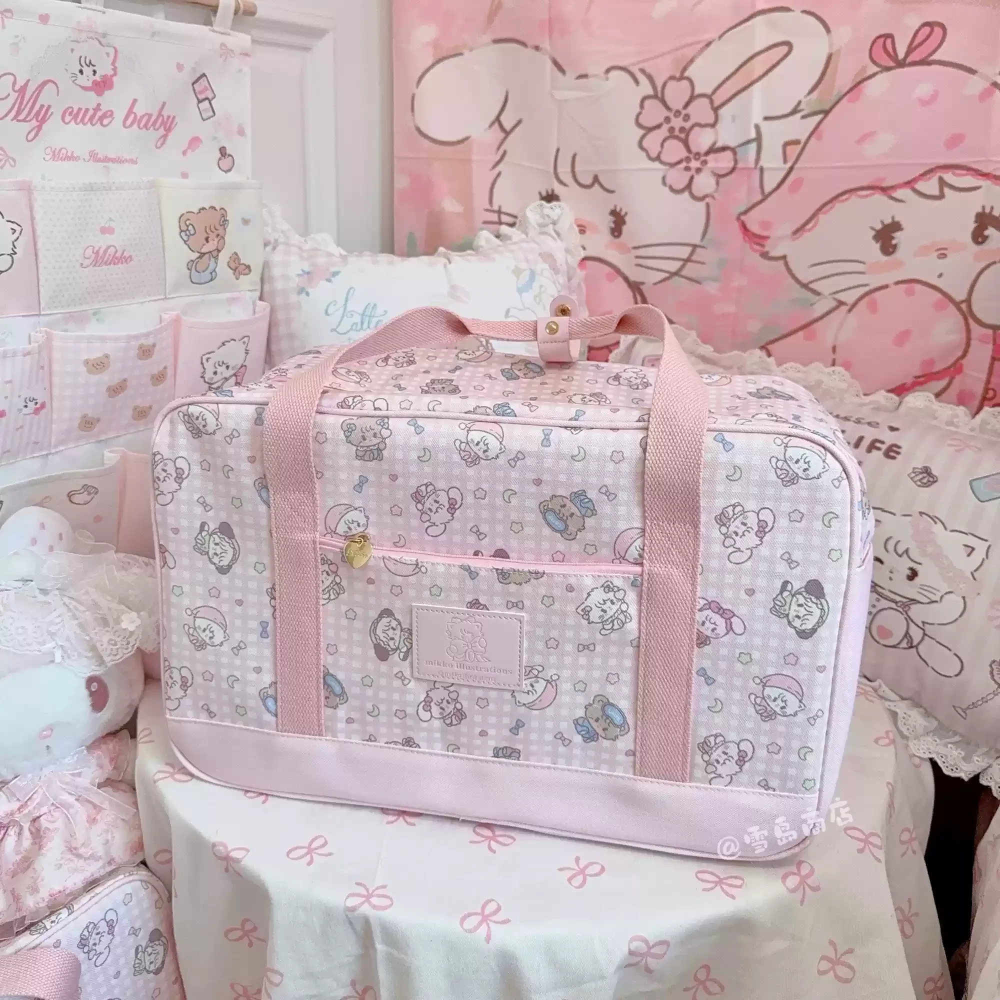 New Kawaii Mikko Handbag Large Capacity Travel Bag Storage Bag Anime Mikko Printing Luggage Sorting Bags Boarding Bags For Girls
New Kawaii Mikko Handbag Large Capacity Travel Bag Storage Bag Anime Mikko Printing Luggage Sorting Bags Boarding Bags For Girls