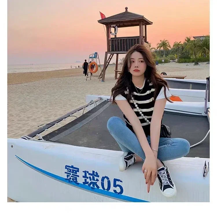 2024 Women Small White Shoes Embroidered Letters Canvas Single Shoes Classic Lace-up Round Toe Casul Sneakers Women Designe
2024 Women Small White Shoes Embroidered Letters Canvas Single Shoes Classic Lace-up Round Toe Casul Sneakers Women Designe