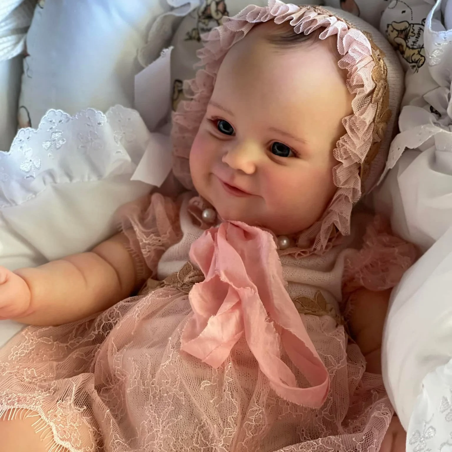 BZDOLL 60cm 24inch Soft Vinyl Reborn Baby Doll with 3D-Paint Skin and Blood Vessels Girl Art Toy Bebe Lifelike Handmade Newborn Girl Toddler Birthday Gift
BZDOLL 60cm 24inch Soft Vinyl Reborn Baby Doll with 3D-Paint Skin and Blood Vessels Girl Art Toy Bebe Lifelike Handmade Newborn Girl Toddler Birthday Gift