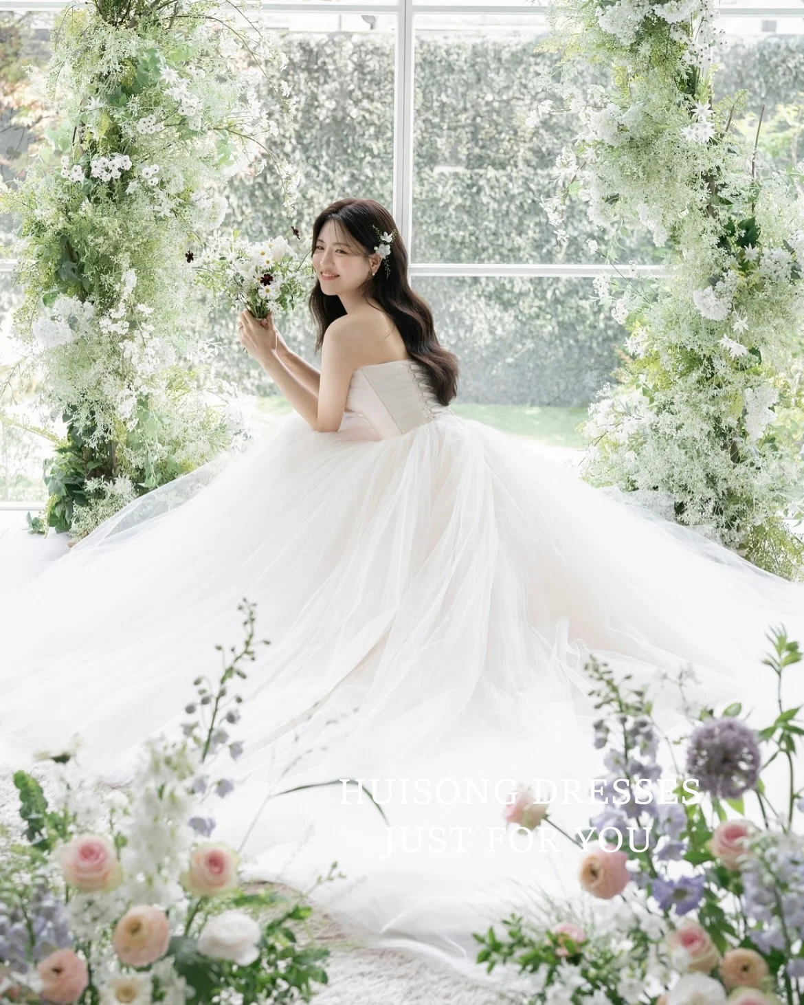 HUISONG Customized Tulle Korea Wedding Dresses Sweetheart Sleeveless A-Line Bridal Gown Korea Wedding Photo Shoot Dresses
HUISONG Customized Tulle Korea Wedding Dresses Sweetheart Sleeveless A-Line Bridal Gown Korea Wedding Photo Shoot Dresses