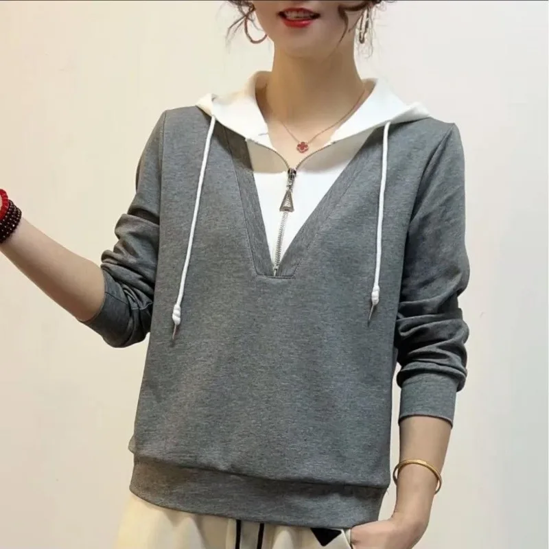Spring New Fashionable and Stylish Versatile Hooded Zipper Long Sleeved Pullover Base Shirt Spring and Autumn Women's Top
Spring New Fashionable and Stylish Versatile Hooded Zipper Long Sleeved Pullover Base Shirt Spring and Autumn Women's Top