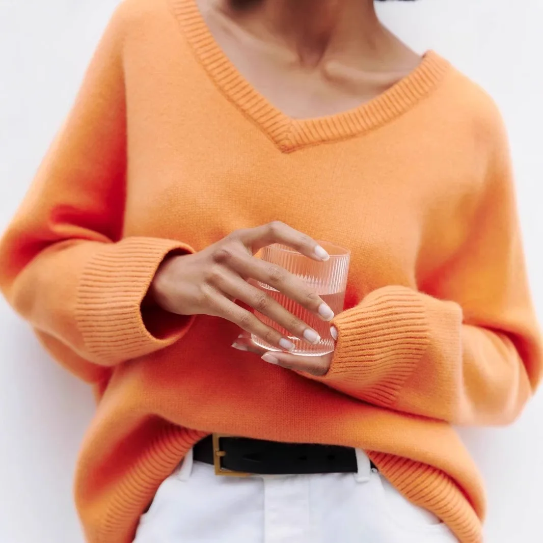 Faionable Long Sve V-Ne Loose Sweater Autumn Winter ular Sle Women's Knittedwear Casual Comfortable Euro Sle
Faionable Long Sve V-Ne Loose Sweater Autumn Winter ular Sle Women's Knittedwear Casual Comfortable Euro Sle