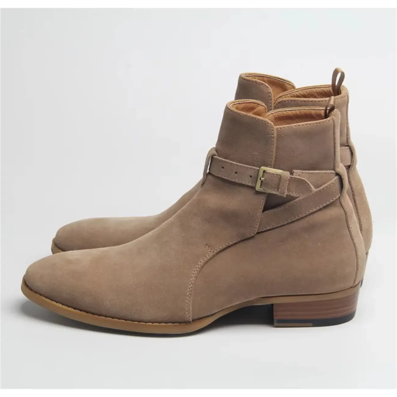 Мужские джинсовые ботинки ручной работы высокого качества из замши Wyatt с вертикальным носком
Мужские джинсовые ботинки ручной работы высокого качества из замши Wyatt с вертикальным носком