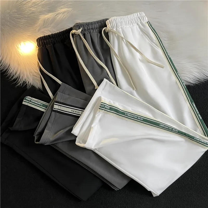 Trendy Spor Men's Straight Leg Sweatpants High Street INS Hong Kong Sle Student Pants Autumn Winter New Sle Casual Pants
Trendy Spor Men's Straight Leg Sweatpants High Street INS Hong Kong Sle Student Pants Autumn Winter New Sle Casual Pants