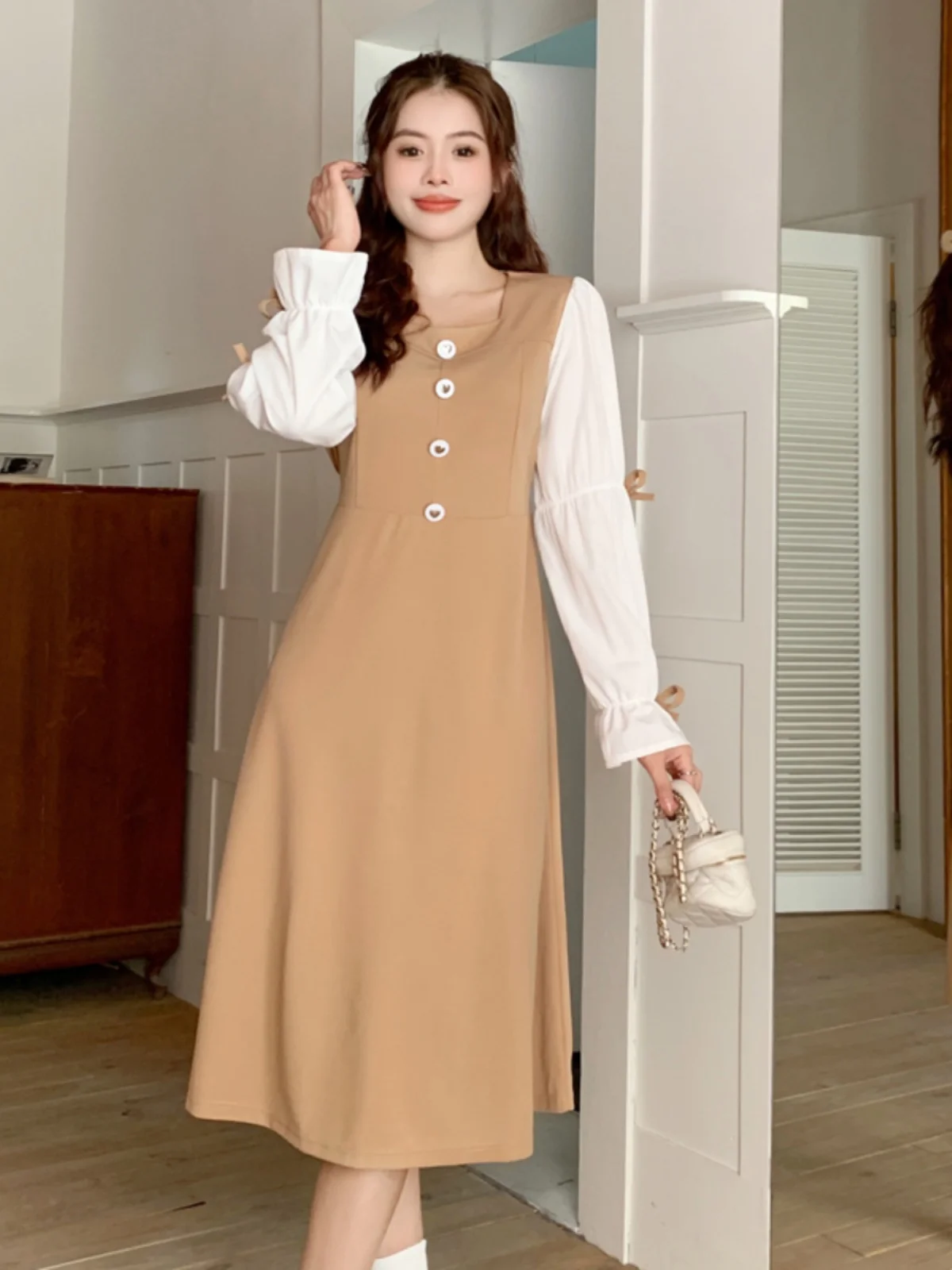 Retro Patchwork Knot Elegant Dress Women's Spring Autumn Square Collar Chiffon Skirt Long Sleeve Mid-Length Korean ...
Retro Patchwork Knot Elegant Dress Women's Spring Autumn Square Collar Chiffon Skirt Long Sleeve Mid-Length Korean ...