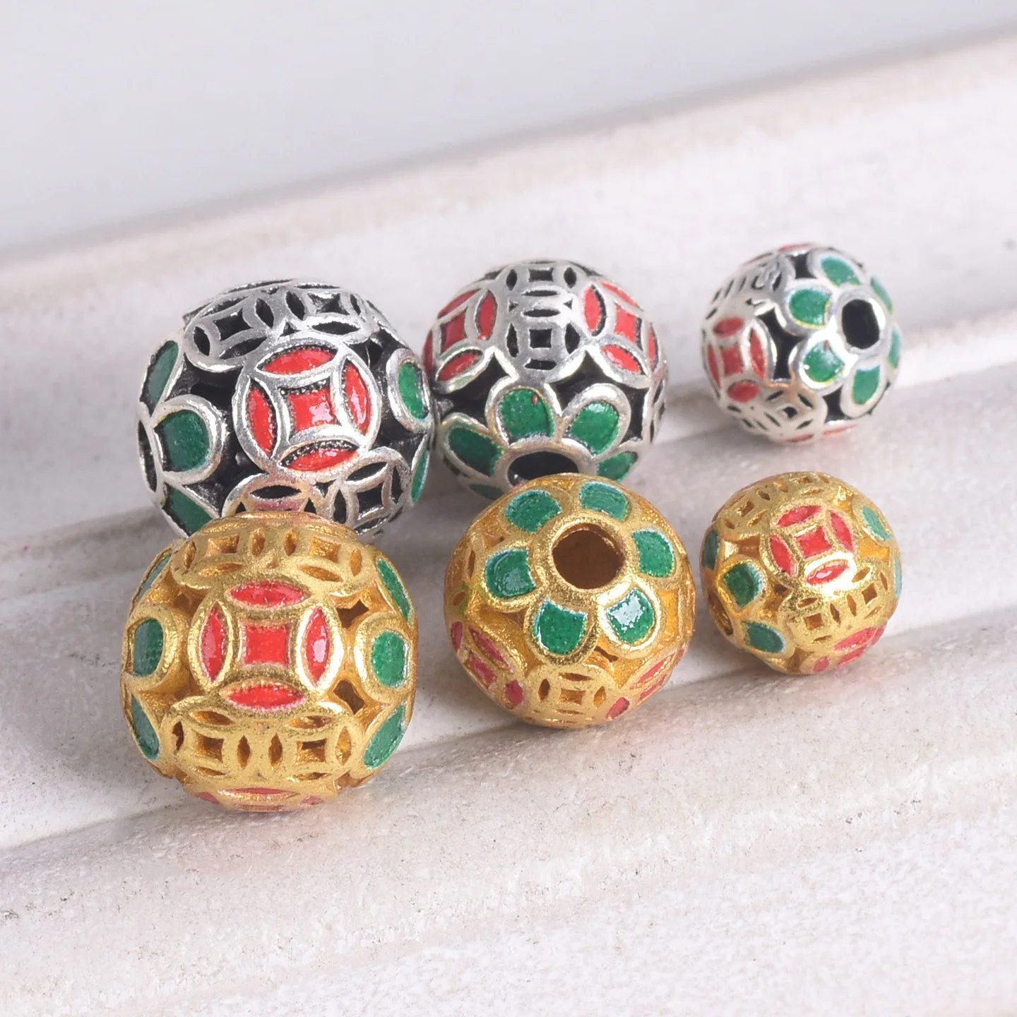 10pcs Enameled Fortunate Round 7mm/9mm/11mm Gold/Silver Metal Loose Beads For Jewelry Making DIY Bracelet Findings
10pcs Enameled Fortunate Round 7mm/9mm/11mm Gold/Silver Metal Loose Beads For Jewelry Making DIY Bracelet Findings