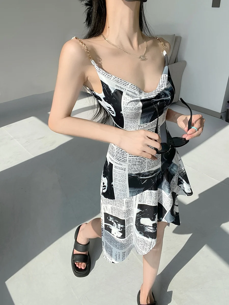 Classic Asymmetric Print Slimming Short Skirt Women's Retro Sexy High Waist Cotton Village Desire Newspaper Skirt Dress
Classic Asymmetric Print Slimming Short Skirt Women's Retro Sexy High Waist Cotton Village Desire Newspaper Skirt Dress