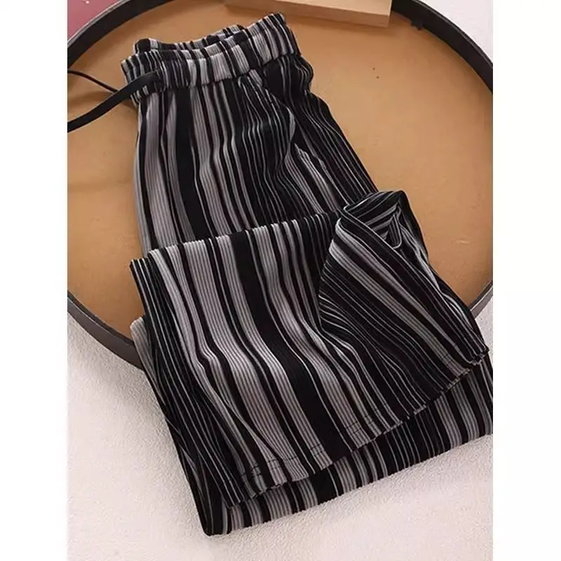Contrasting Color Ice Silk Straight Pants Women 2026 Summer New Thin High Waist Trousers Female Casual Large-size Wide-leg Pants
Contrasting Color Ice Silk Straight Pants Women 2026 Summer New Thin High Waist Trousers Female Casual Large-size Wide-leg Pants