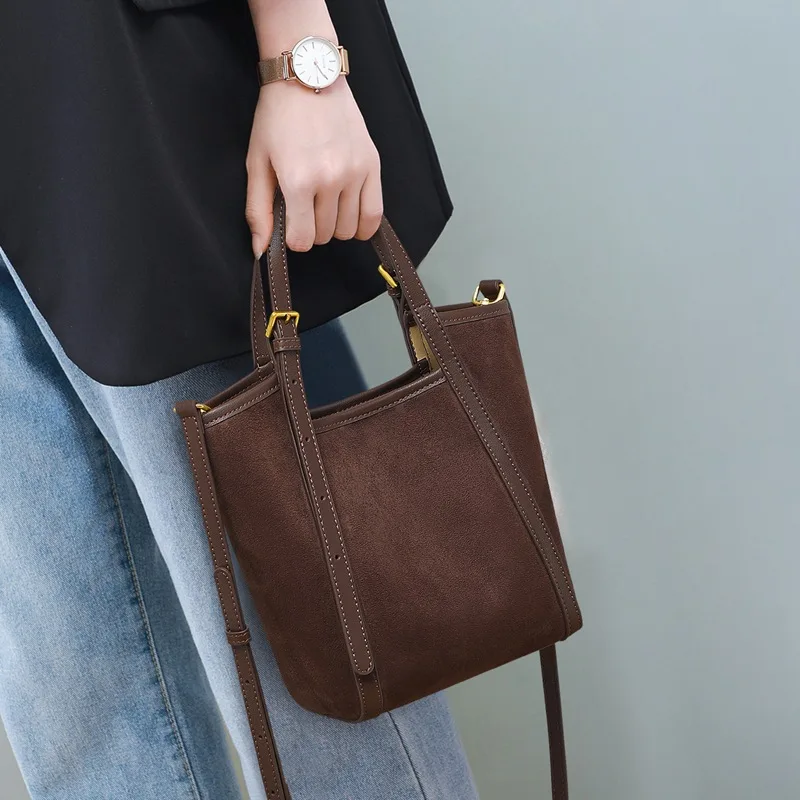 Split Leather Tote Bag New Stylish Women Composite Crossbody Bag Vegetable Basket Large Capacity Single Women's Shoulder Bags
Split Leather Tote Bag New Stylish Women Composite Crossbody Bag Vegetable Basket Large Capacity Single Women's Shoulder Bags