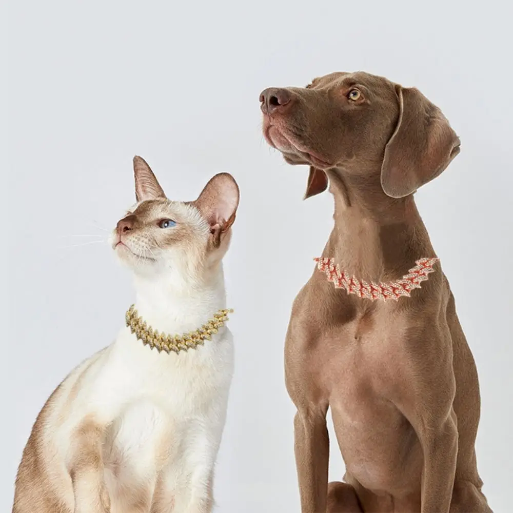 Fashion Decorative Cuban Chain Dog Necklace Rhinestones Metal Dog Thorns Necklace Gold/Rose Gold/Silver Diamond Dog Collar Puppy
Fashion Decorative Cuban Chain Dog Necklace Rhinestones Metal Dog Thorns Necklace Gold/Rose Gold/Silver Diamond Dog Collar Puppy
