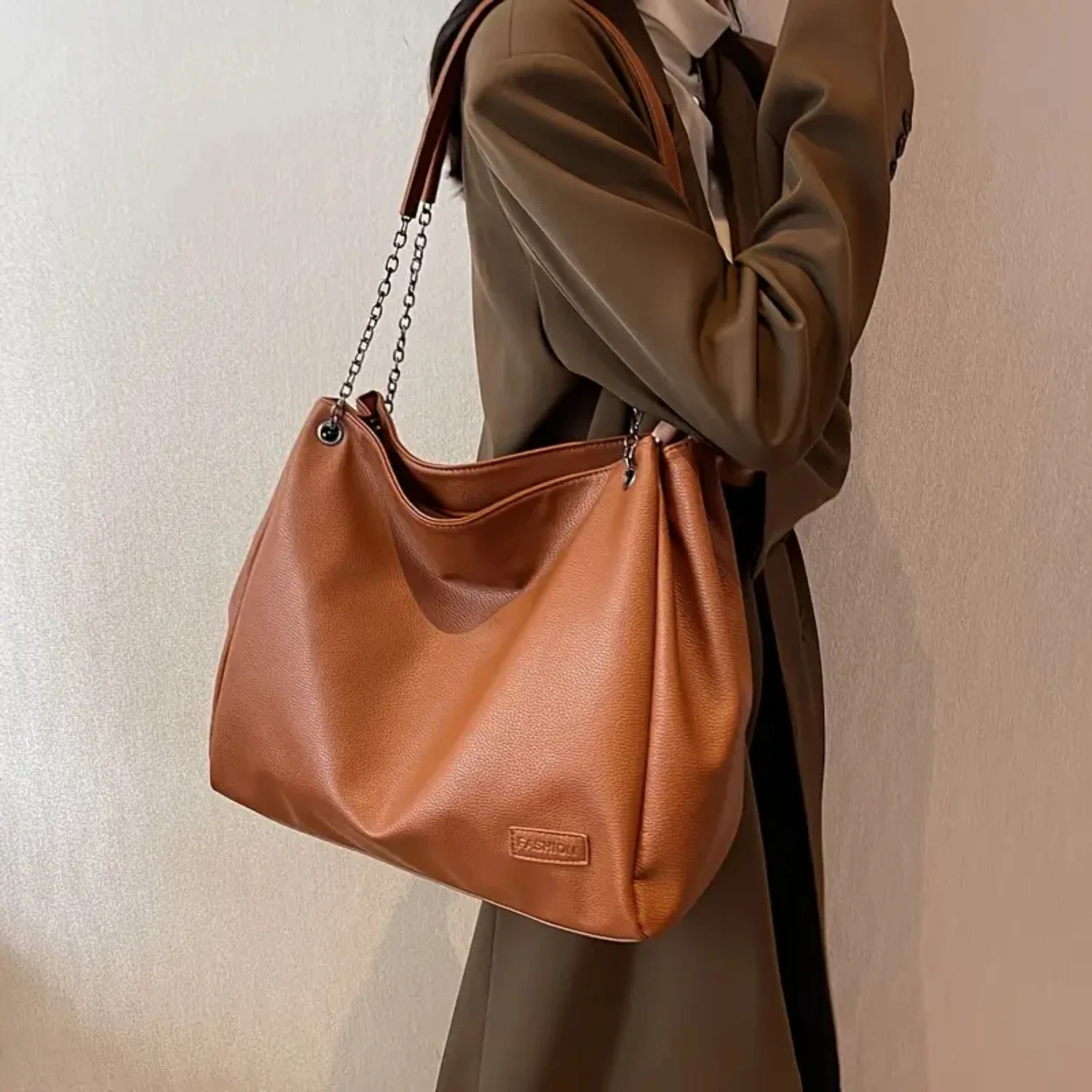 Patch Detail Tote Bag, Women's Trendy Faux Leather Handbag Casual Shoulder Bag For Work
Patch Detail Tote Bag, Women's Trendy Faux Leather Handbag Casual Shoulder Bag For Work