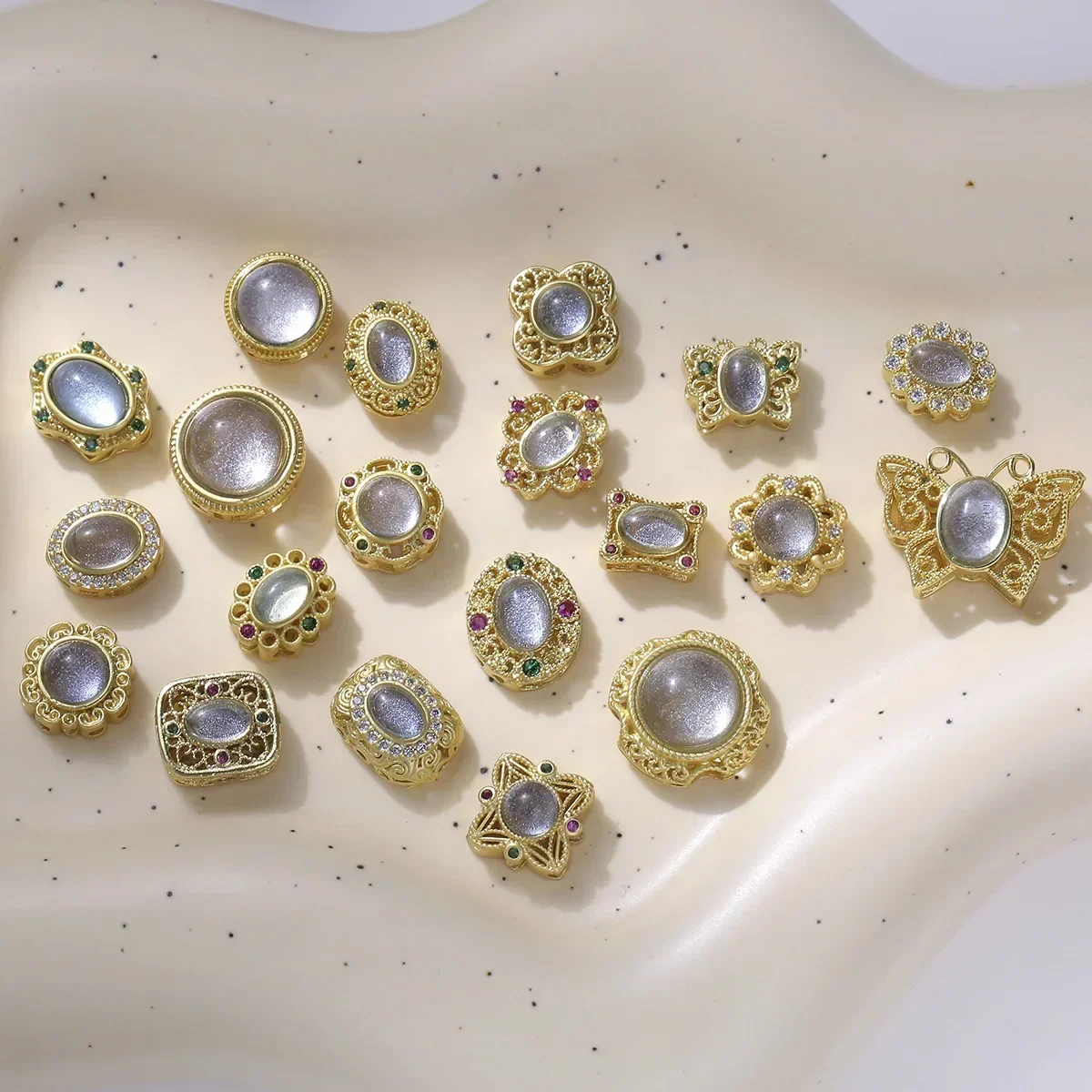 5 Copper Gold-plated Sea Blue Cat's Eye Stone Spacer Beads DIY Pearl Bracelet Necklace Hand String Jewelry Accessories Wholesale
5 Copper Gold-plated Sea Blue Cat's Eye Stone Spacer Beads DIY Pearl Bracelet Necklace Hand String Jewelry Accessories Wholesale