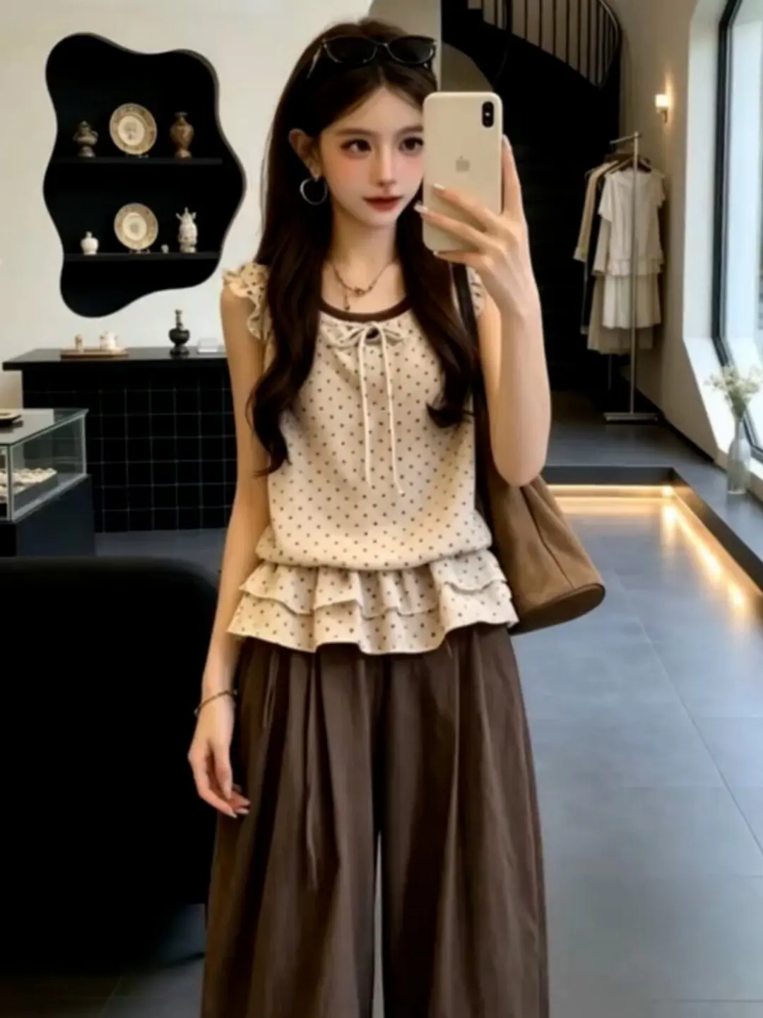 Korean Style Summer New Loose Slim Fit Polka Dot Shirt Women's Faux Two-Piece Bell Sleeve Top Elegant Casual round Neck
Korean Style Summer New Loose Slim Fit Polka Dot Shirt Women's Faux Two-Piece Bell Sleeve Top Elegant Casual round Neck