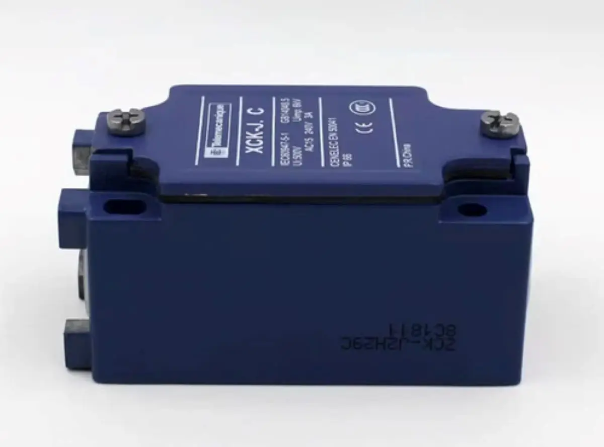 ZCKJ2H29C ZCKJ2H29 Limit switches XC Standard, ZCKJ, fixed, w/o display, 2C/O, snap action, M20
ZCKJ2H29C ZCKJ2H29 Limit switches XC Standard, ZCKJ, fixed, w/o display, 2C/O, snap action, M20