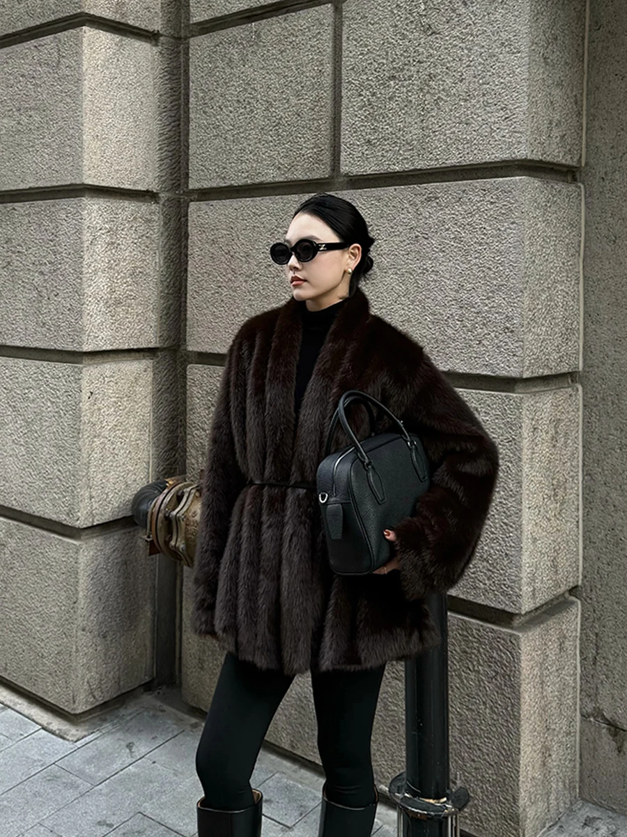 Eco-Friendly Faux Fur Coat Women's Coffee Color Belted Winter Outerwear Luxury Sle Long Sve Waist-Cinching Design
Eco-Friendly Faux Fur Coat Women's Coffee Color Belted Winter Outerwear Luxury Sle Long Sve Waist-Cinching Design