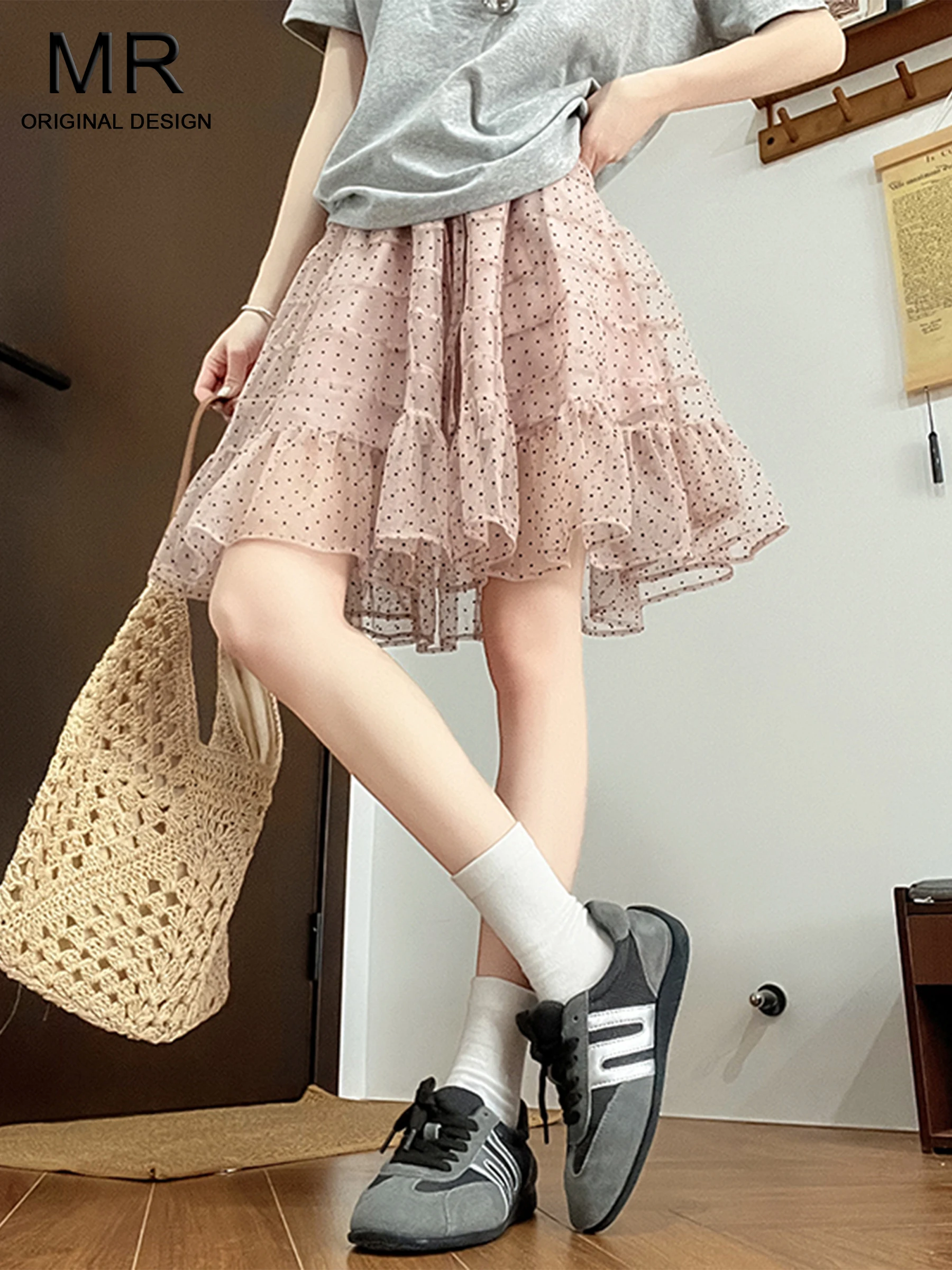 Unique Pink Polka Dot High Waist Half Skirt Women's Fashionable Summer Cake Skirt Casual Style Gathered Asymmetrical
Unique Pink Polka Dot High Waist Half Skirt Women's Fashionable Summer Cake Skirt Casual Style Gathered Asymmetrical