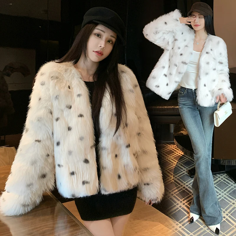 Корейская шуба из искусственного меха для женщин, зимняя, модная, экологичная, с леопардовым принтом, теплая верхняя одежда
Корейская шуба из искусственного меха для женщин, зимняя, модная, экологичная, с леопардовым принтом, теплая верхняя одежда