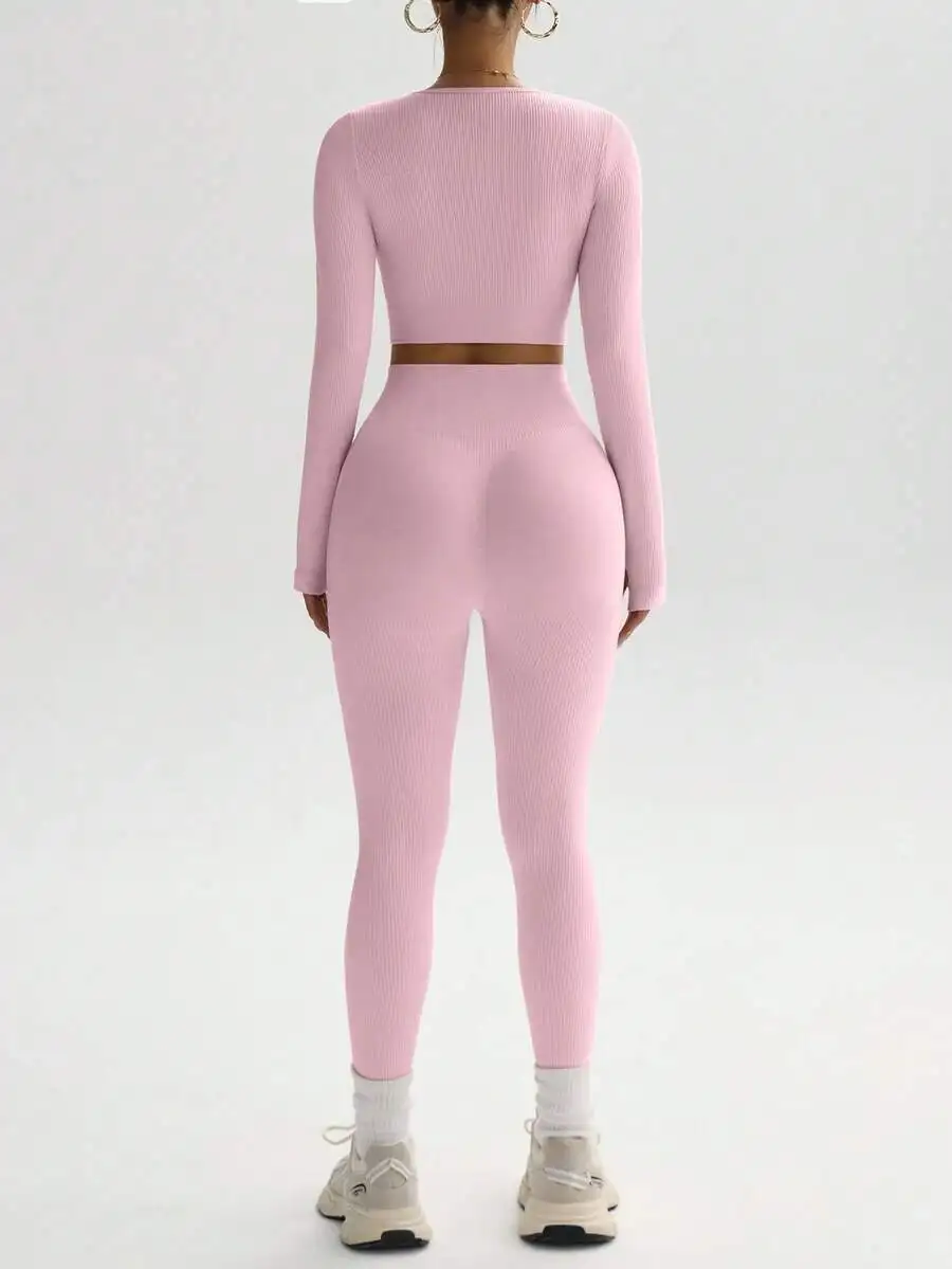 Seamless High Stretch Long Sleeve Crop Top And Leggings Set For Women Workout
Seamless High Stretch Long Sleeve Crop Top And Leggings Set For Women Workout