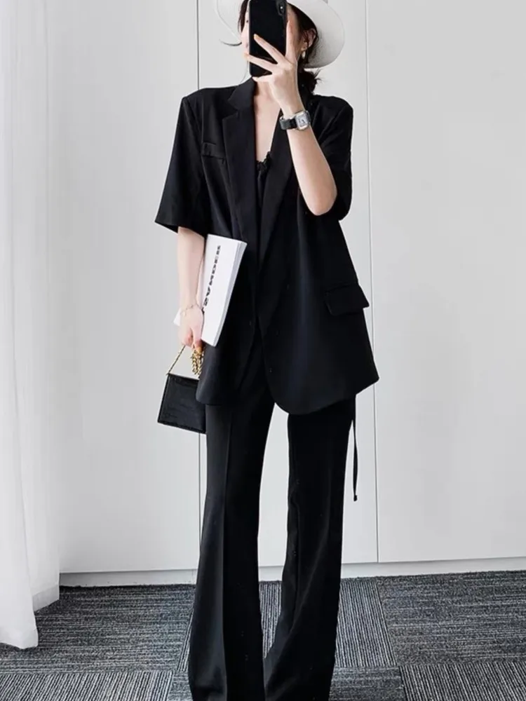Elegant Women's Sets Casual Business Black Trousers Suit Vintage Crop Blazer Jackets and Pants Two Pieces Set Female Pantsuits
Elegant Women's Sets Casual Business Black Trousers Suit Vintage Crop Blazer Jackets and Pants Two Pieces Set Female Pantsuits
