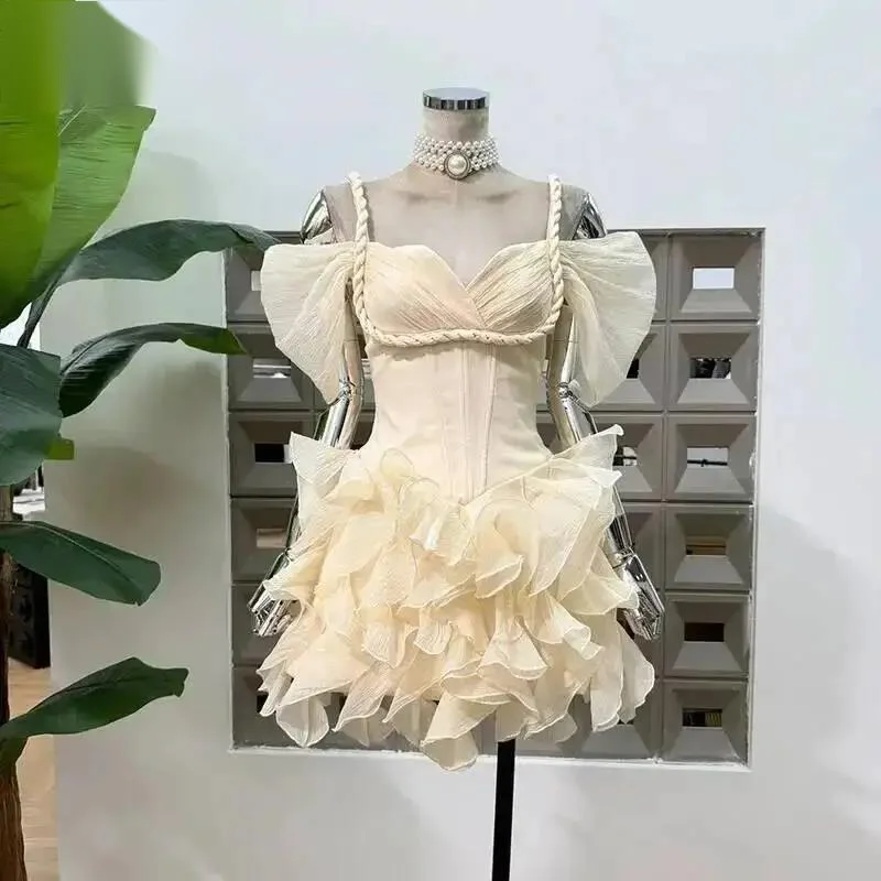 Summer Off-shoulder Yellow Pleats Dress Women Cinched Waist A-line Sleeveless Ball Gown Mini Dresses New 3AK6L6
Summer Off-shoulder Yellow Pleats Dress Women Cinched Waist A-line Sleeveless Ball Gown Mini Dresses New 3AK6L6