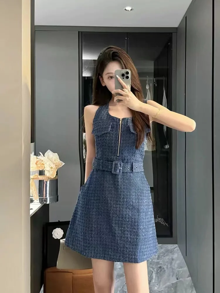 Cowboy Blue Sweet Texture Cowboy Strap Dress for Women, Light Luxury, High Grade, Temperament, Waist up Short Skirt
Cowboy Blue Sweet Texture Cowboy Strap Dress for Women, Light Luxury, High Grade, Temperament, Waist up Short Skirt