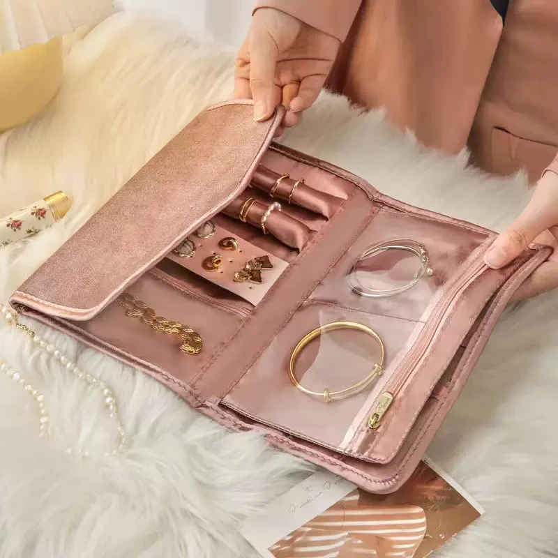 Travel Jewelry Organizer Roll Foldable Jewelry Case for Journey Packing Vacation-Rings Necklaces Bracelets Earrings Storage Bag
Travel Jewelry Organizer Roll Foldable Jewelry Case for Journey Packing Vacation-Rings Necklaces Bracelets Earrings Storage Bag