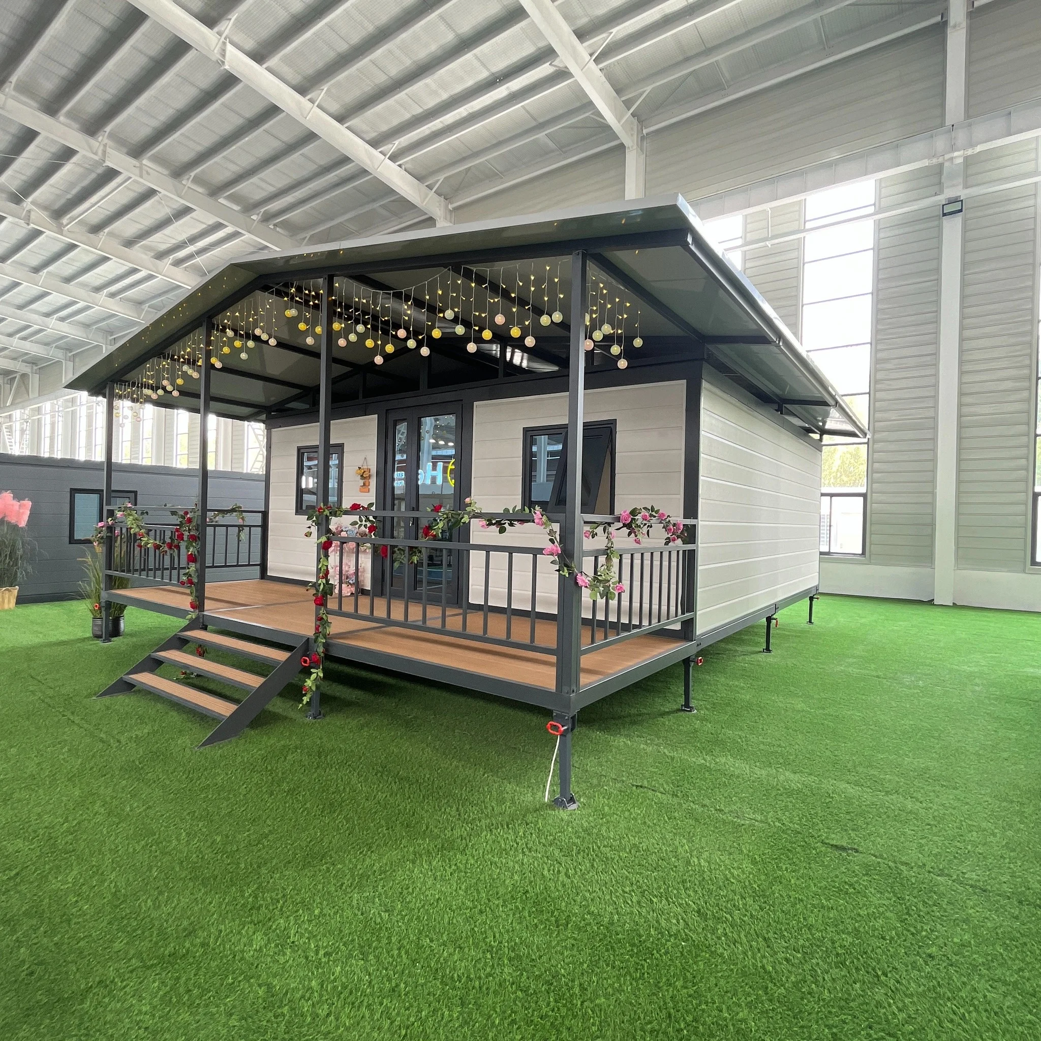 Steel Mobile Office Container House 3 Bedroom Prefab With Extendable Design For Shop Use Sandwich Panel Material
Steel Mobile Office Container House 3 Bedroom Prefab With Extendable Design For Shop Use Sandwich Panel Material