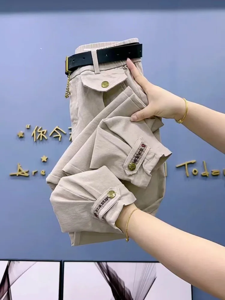 Cotton Metal buttons high-quality Solid Color Pants Women 2023 Autumn Spring Loose Casual Pants Trousers
Cotton Metal buttons high-quality Solid Color Pants Women 2023 Autumn Spring Loose Casual Pants Trousers