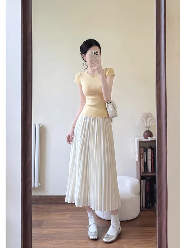 High Waist Slimming Drapey Pleated Skirt Midi Skirt Apricot Color Versatile Long Skirt Fashionable Women's Clothing Summer 2026
High Waist Slimming Drapey Pleated Skirt Midi Skirt Apricot Color Versatile Long Skirt Fashionable Women's Clothing Summer 2026