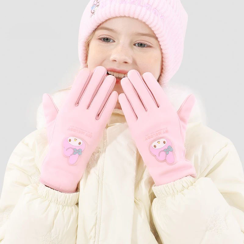 Sanrio Child Gloves Winter Plush Thicken Keep Warm Cycling Ski Windproof Gloves Cartoon My Melody Kuromi Child Festival Gift
Sanrio Child Gloves Winter Plush Thicken Keep Warm Cycling Ski Windproof Gloves Cartoon My Melody Kuromi Child Festival Gift