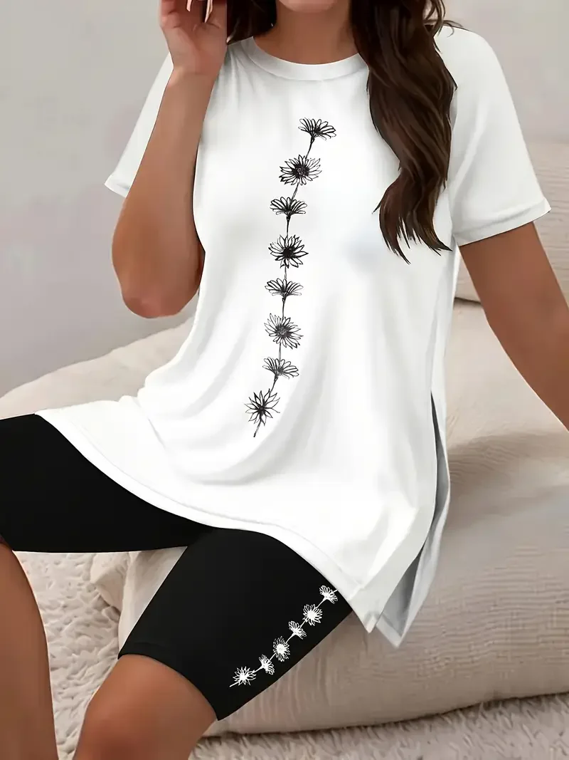 Women's Casual Two-Piece Set: Floral Print Short-Sleeve Top and Shorts Set, with Side Slits, Stylish Short-Sleeve Top Paired with Tight-Fitting Shorts, Comfortable Fit, Regular Casual Outfit
Women's Casual Two-Piece Set: Floral Print Short-Sleeve Top and Shorts Set, with Side Slits, Stylish Short-Sleeve Top Paired with Tight-Fitting Shorts, Comfortable Fit, Regular Casual Outfit