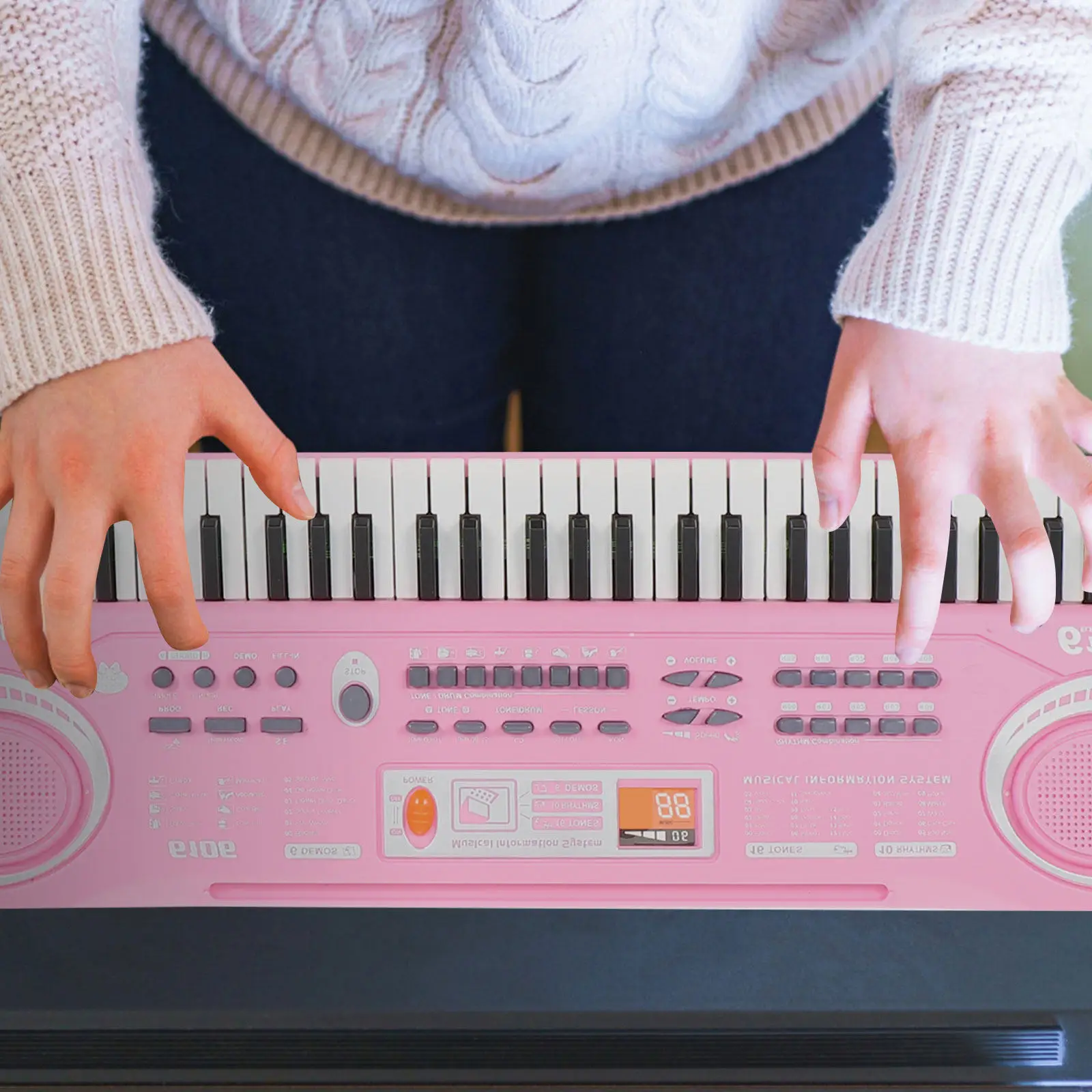 1Pcs Pink Electronic Keyboard 61 Key Educational Musical Instrument for Kids Musical Learning and Entertainment
1Pcs Pink Electronic Keyboard 61 Key Educational Musical Instrument for Kids Musical Learning and Entertainment
