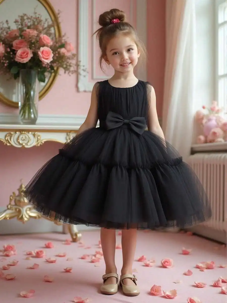 Black Tulle Puff Skirt Evening Dress With Bow Decoration
Black Tulle Puff Skirt Evening Dress With Bow Decoration