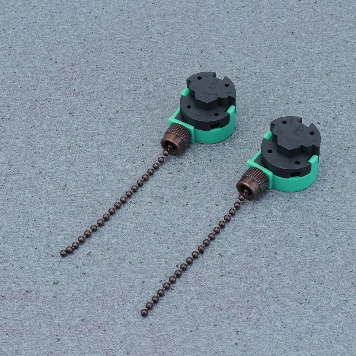 2Pcs 3 Speeds Adjustable 220V Ceiling Fan Pull Chain Ceiling Lamp Replacement Pull Cord (Brown) 
2Pcs 3 Speeds Adjustable 220V Ceiling Fan Pull Chain Ceiling Lamp Replacement Pull Cord (Brown)