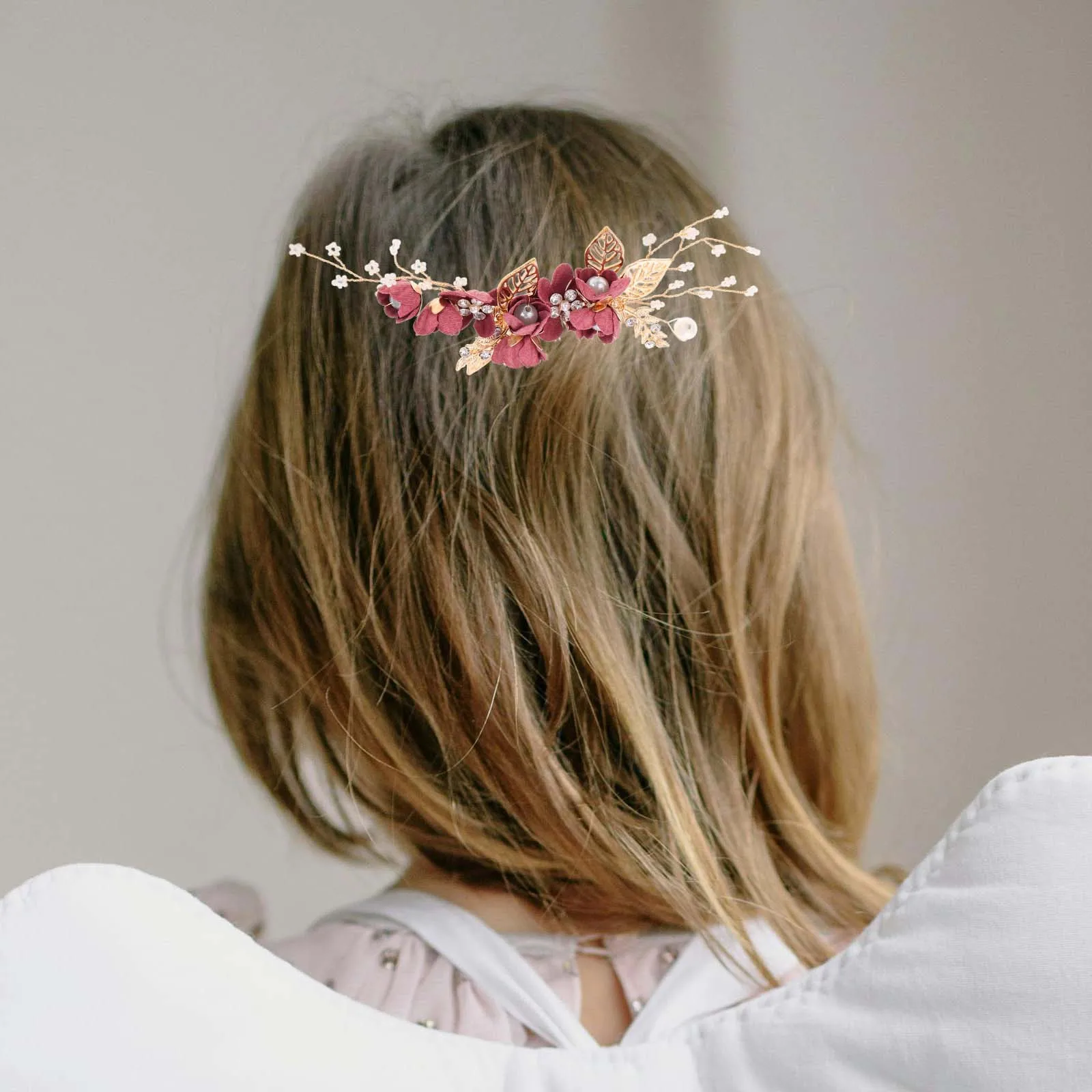 Свадебная расческа для волос со стразами, элегантный свадебный головной убор с цветочным принтом, аксессуары для волос для невесты, свадебные боковые расчески со стразами
Свадебная расческа для волос со стразами, элегантный свадебный головной убор с цветочным принтом, аксессуары для волос для невесты, свадебные боковые расчески со стразами