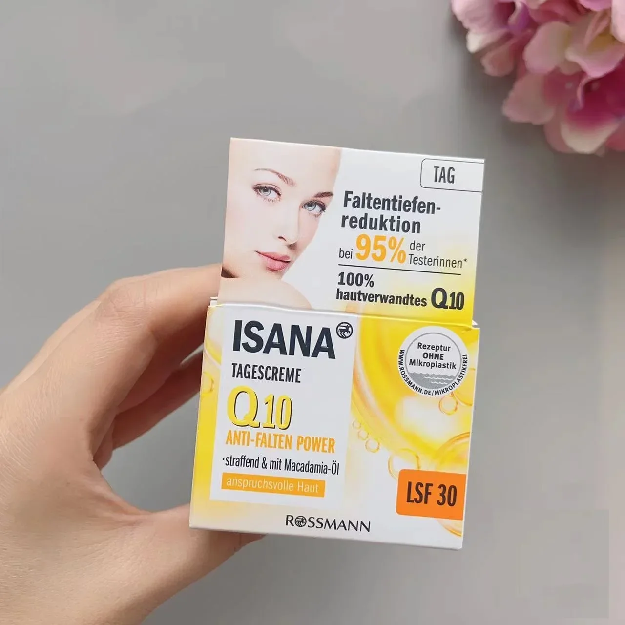 Germany Isana Coenzyme Q10 Day Cream 50ml Hyaluronic Acid Deep Nourishment Anti-Wrinkle Moisturising & Firming Skin Care Product
Germany Isana Coenzyme Q10 Day Cream 50ml Hyaluronic Acid Deep Nourishment Anti-Wrinkle Moisturising & Firming Skin Care Product