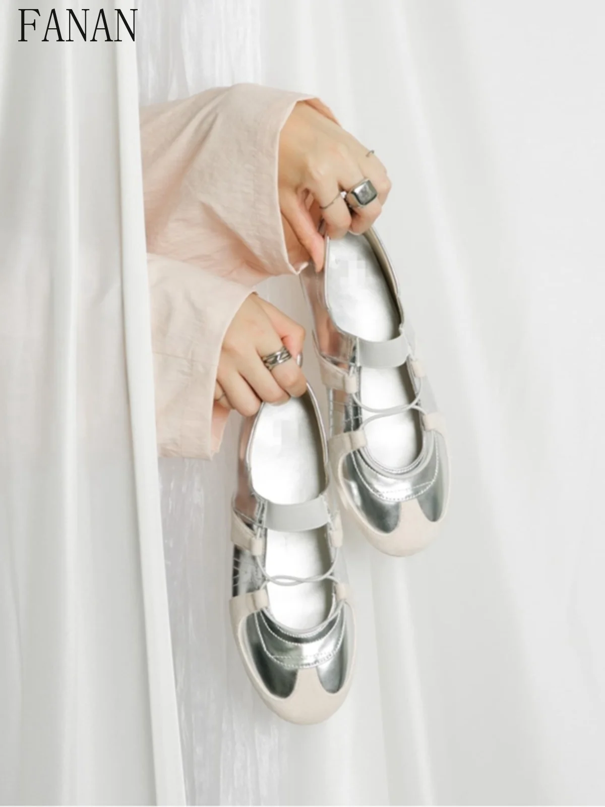 Элегантная повседневная обувь Мэри Джейн в японском стиле для женщин, милая и милая модная элегантная женская обувь на плоской подошве на весну и осень, новинка 2023 года
Элегантная повседневная обувь Мэри Джейн в японском стиле для женщин, милая и милая модная элегантная женская обувь на плоской подошве на весну и осень, новинка 2023 года