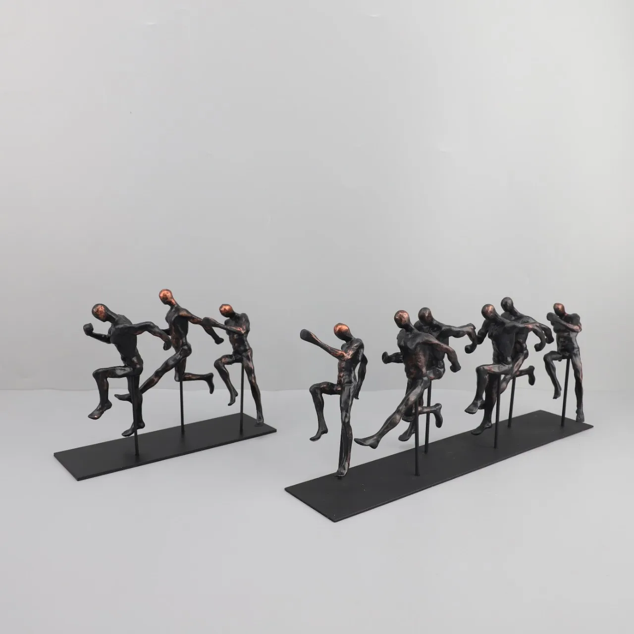 Metal Crafts Realistic Character Sculpture Athletic Running Figures Abstract Portrait Ornament Home Decoration Accessories
Metal Crafts Realistic Character Sculpture Athletic Running Figures Abstract Portrait Ornament Home Decoration Accessories