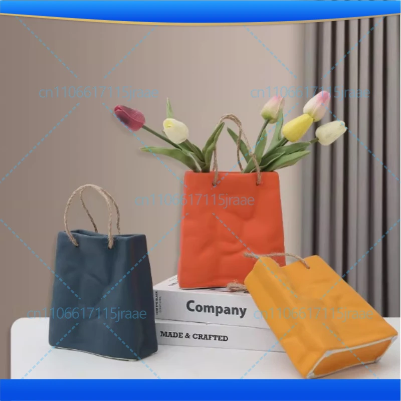 Ceramic Tote Bag Vase Morandi Color Flower Arrangement Container Office Bedroom Porcelain Home Decoration
Ceramic Tote Bag Vase Morandi Color Flower Arrangement Container Office Bedroom Porcelain Home Decoration