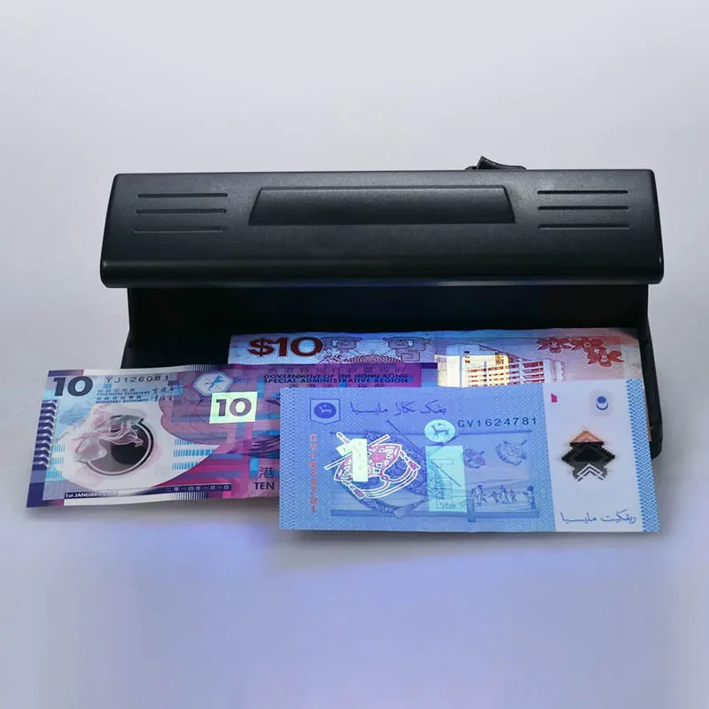4W UV Light Watermark Bill Identification Foreign Currency Detector Portable Battery Model
4W UV Light Watermark Bill Identification Foreign Currency Detector Portable Battery Model