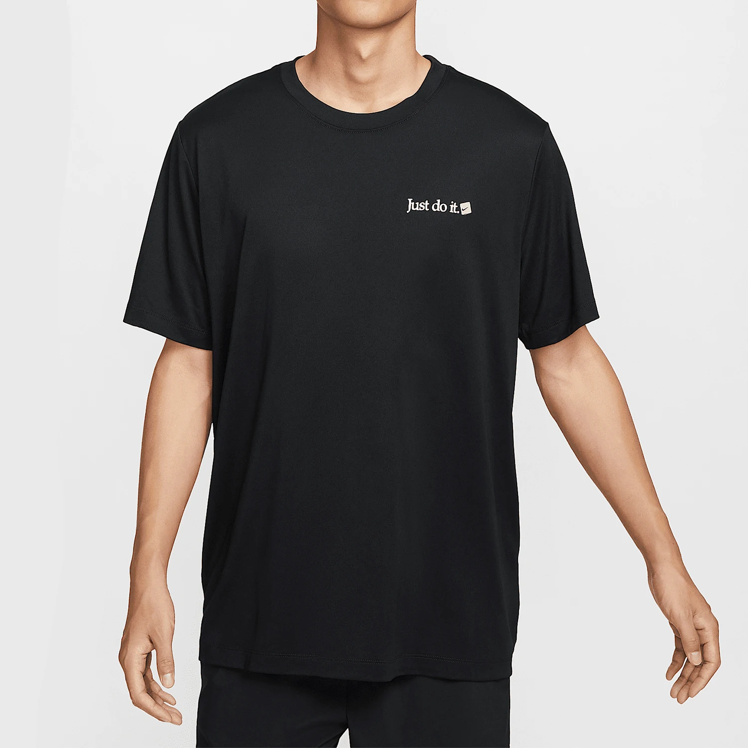 Оригинальная мужская легкая тренировочная футболка Nike DRI-FIT с трикотажным узором FZ8045-010
Оригинальная мужская легкая тренировочная футболка Nike DRI-FIT с трикотажным узором FZ8045-010