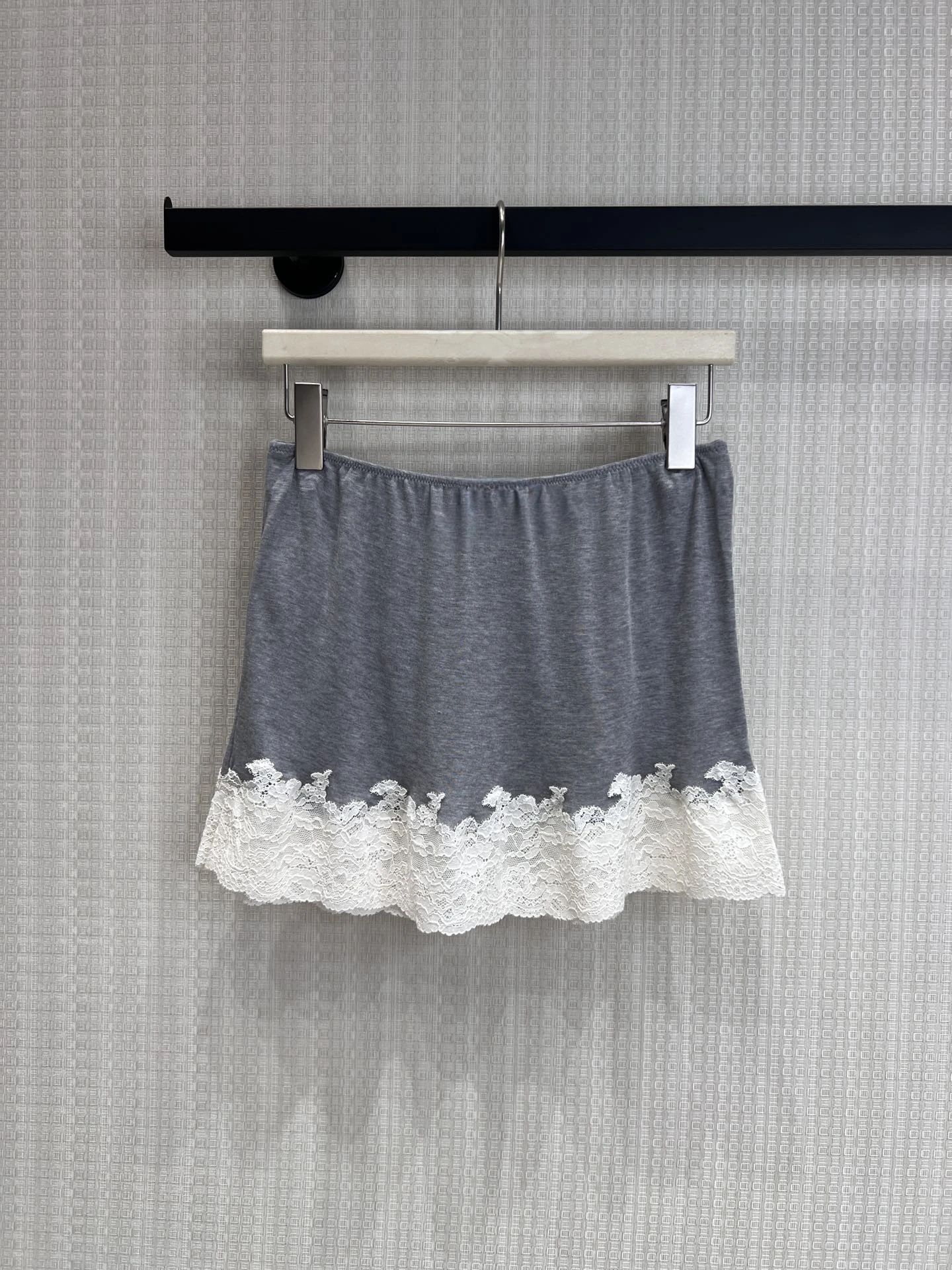 Grey Lace Splicing A-Line Skirt Women's Elegant Sweet Style High Waist Slimming High Quality Fabric Spring 2026 New Arrival
Grey Lace Splicing A-Line Skirt Women's Elegant Sweet Style High Waist Slimming High Quality Fabric Spring 2026 New Arrival