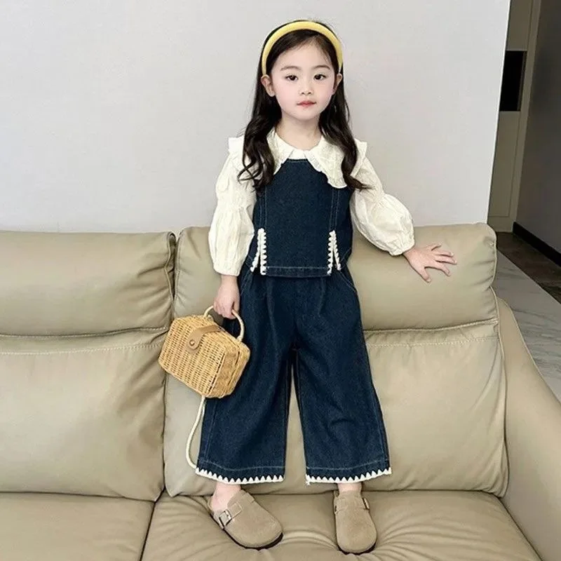 Girls Autumn Outfit 2025 New Korean Autumn Fashionable Shirt Denim Vest Pants Three-Piece Set Baby Girl Clothes
Girls Autumn Outfit 2025 New Korean Autumn Fashionable Shirt Denim Vest Pants Three-Piece Set Baby Girl Clothes
