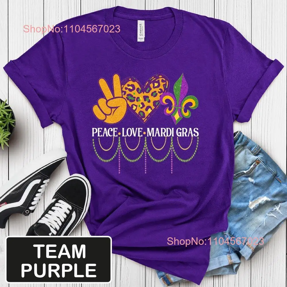 Футболка Peace Love Mardi Gras, праздничная карнавальная одежда с бусинами для женщин, мужчин и детей, с длинными или короткими рукавами
Футболка Peace Love Mardi Gras, праздничная карнавальная одежда с бусинами для женщин, мужчин и детей, с длинными или короткими рукавами