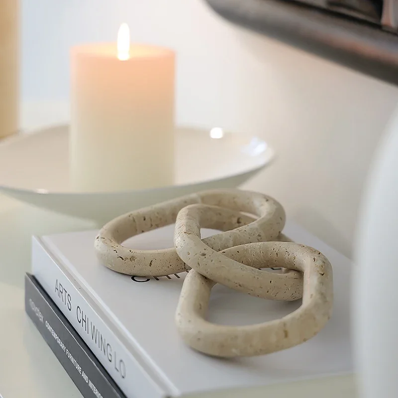 Marble Chain Link Decor for Coffee Table and Bookshelf Rustic Travertine Decorative Objects for Farmhouse
Marble Chain Link Decor for Coffee Table and Bookshelf Rustic Travertine Decorative Objects for Farmhouse