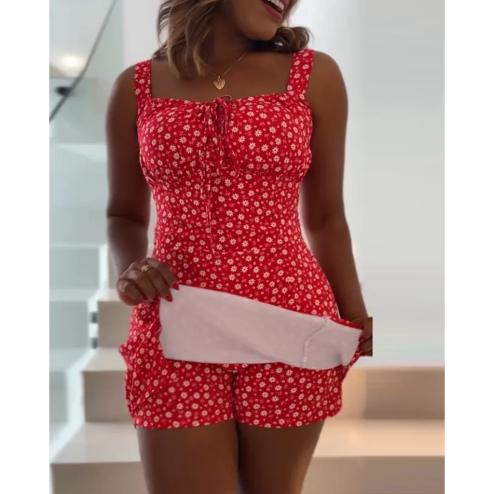 Floral Print Lace-up Square Neck Spaghetti Strap Romper Casual Shirred Split Dress Jumpsuit
Floral Print Lace-up Square Neck Spaghetti Strap Romper Casual Shirred Split Dress Jumpsuit