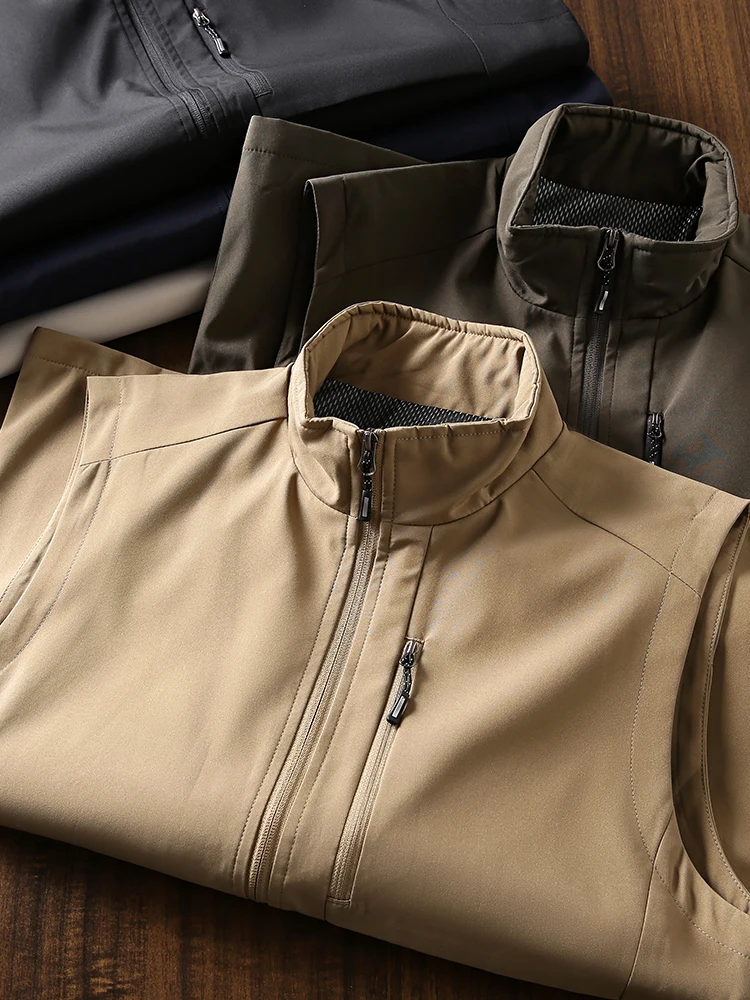 Легкий мужской жилет-безрукавка из технологичной ткани для активного отдыха, повседневный, цветной, рабочий, с воротником-стойкой, с множеством карманов
Легкий мужской жилет-безрукавка из технологичной ткани для активного отдыха, повседневный, цветной, рабочий, с воротником-стойкой, с множеством карманов