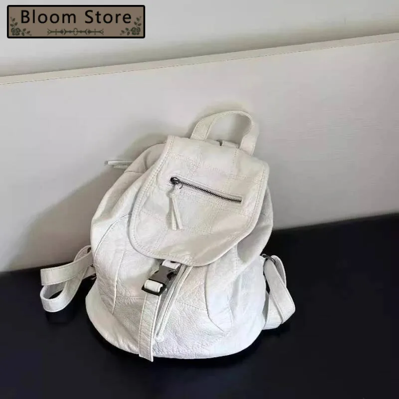 Streetwear Casual Travel Bags For Women All Match Simple Trendy Students Schoolbags Y2k Aesthetic Fashion Chic Backpacks Korean
Streetwear Casual Travel Bags For Women All Match Simple Trendy Students Schoolbags Y2k Aesthetic Fashion Chic Backpacks Korean