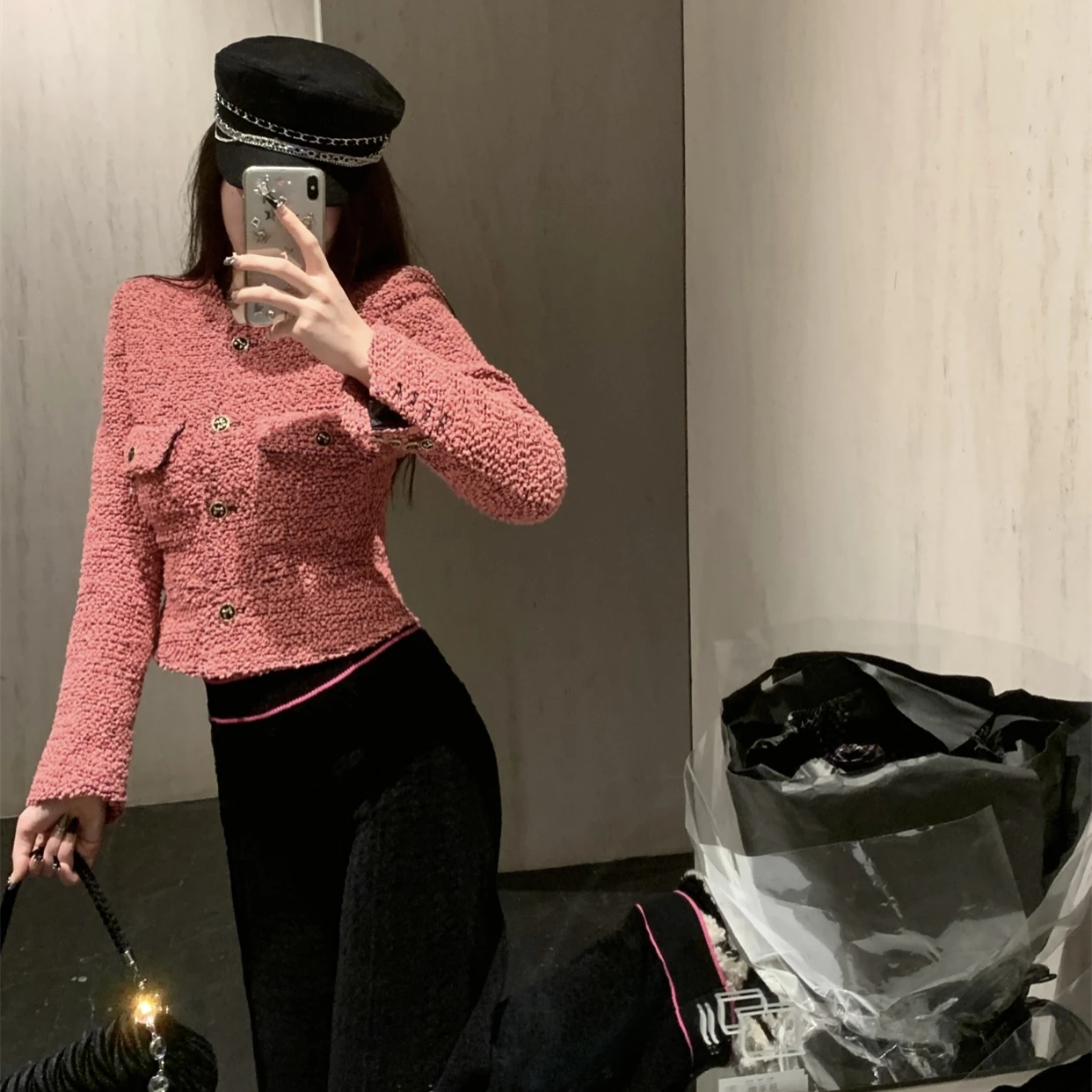 Куртка женская стеганая KKK Studio осенне-зимняя, красная, с золотыми пуговицами, модная, элегантная, из полиэфирного волокна
Куртка женская стеганая KKK Studio осенне-зимняя, красная, с золотыми пуговицами, модная, элегантная, из полиэфирного волокна